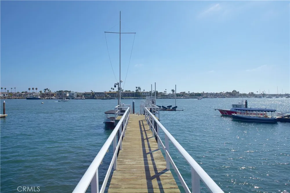 2027 Bayside Drive Corona del Mar, CA 92625