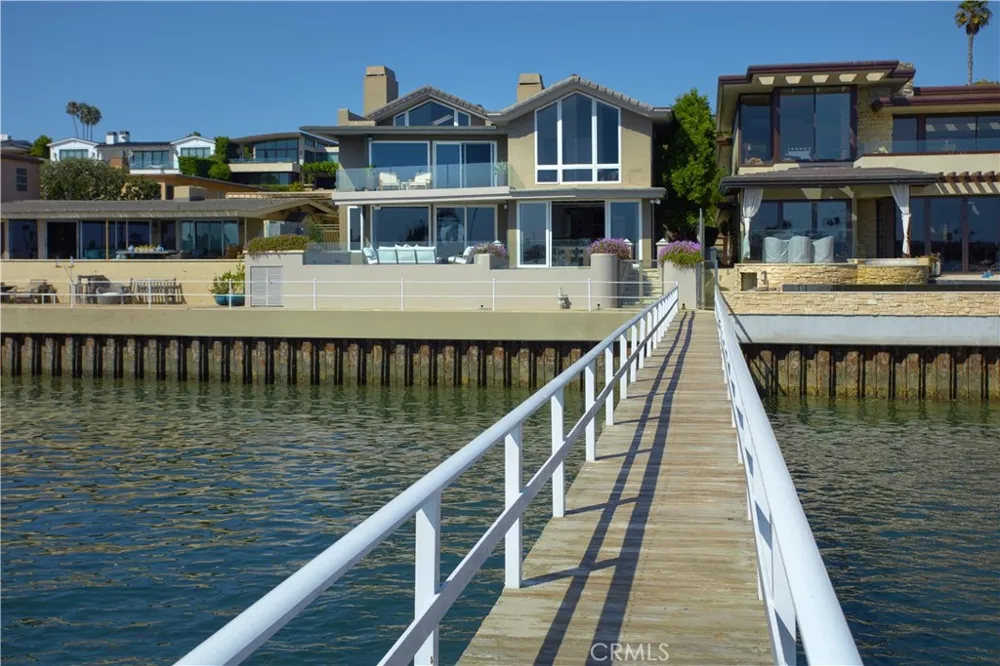 2027 Bayside Drive Corona del Mar, CA 92625