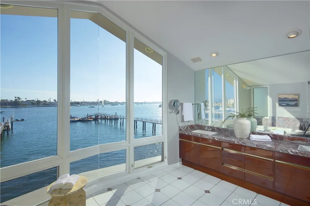 2027 Bayside Drive Corona del Mar, CA 92625