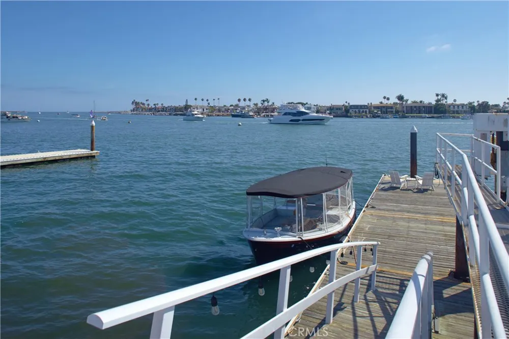2027 Bayside Drive Corona del Mar, CA 92625