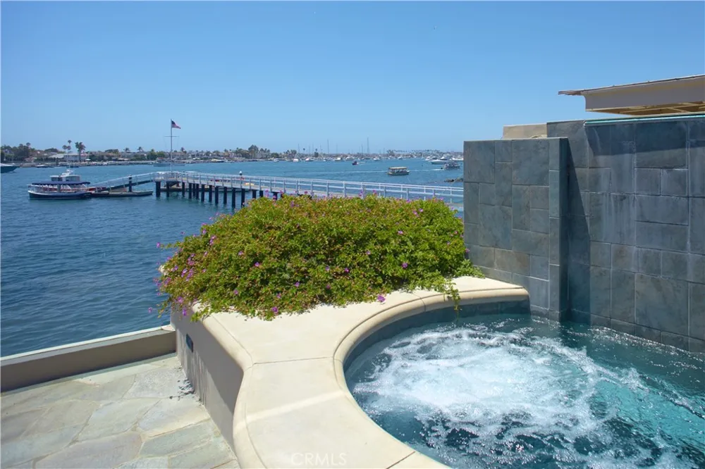 2027 Bayside Drive Corona del Mar, CA 92625