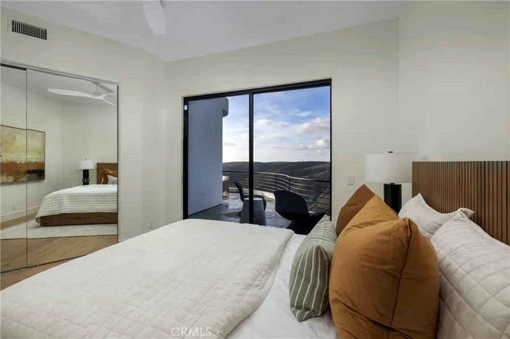 1425 Skyline Drive Laguna Beach, CA 92651