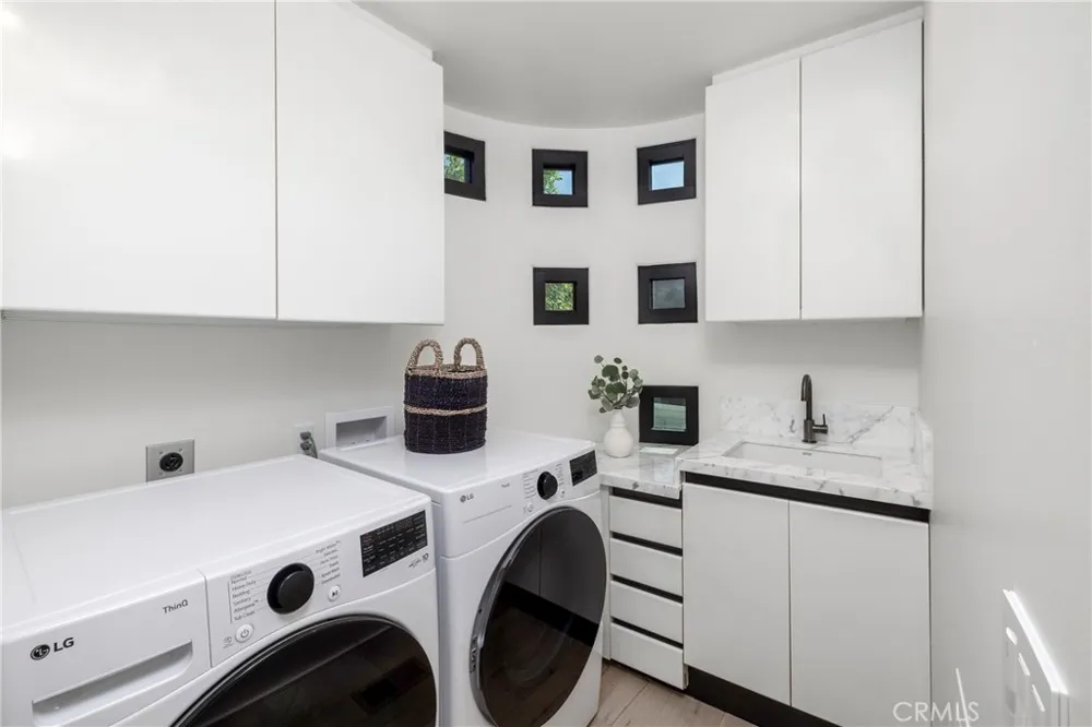1425 Skyline Drive Laguna Beach, CA 92651