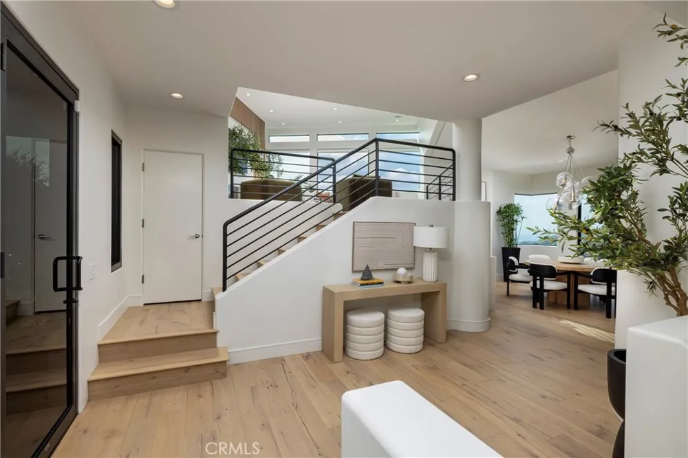 1425 Skyline Drive Laguna Beach, CA 92651