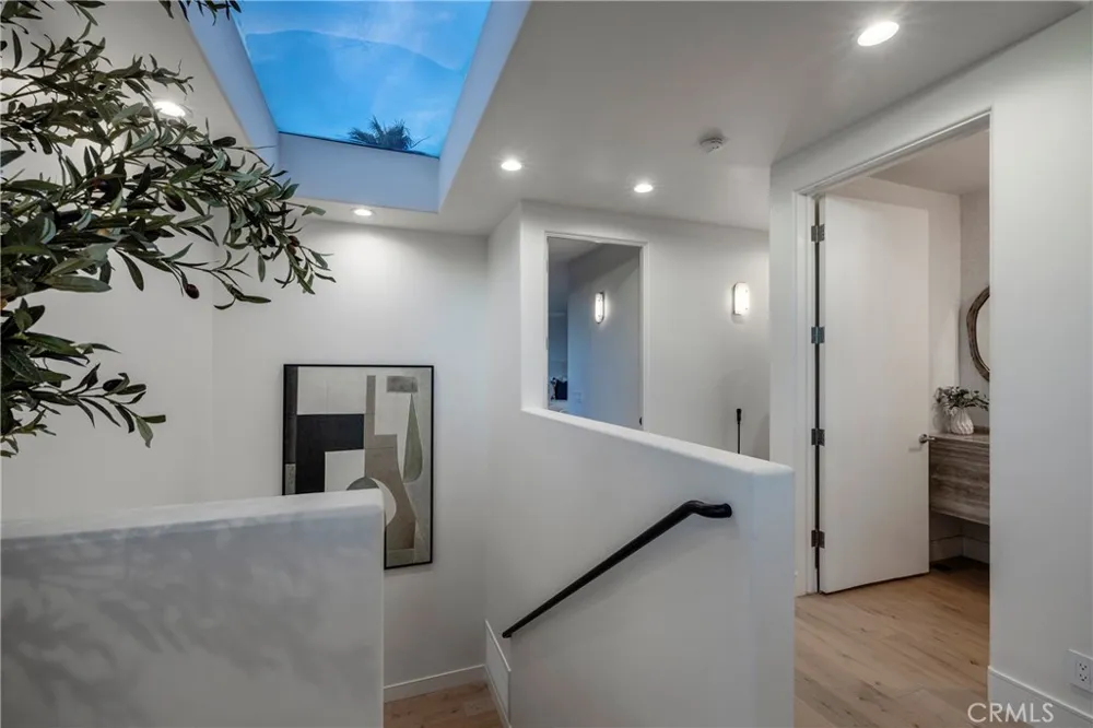 1425 Skyline Drive Laguna Beach, CA 92651