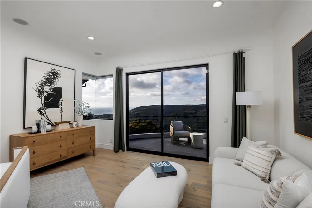 1425 Skyline Drive Laguna Beach, CA 92651