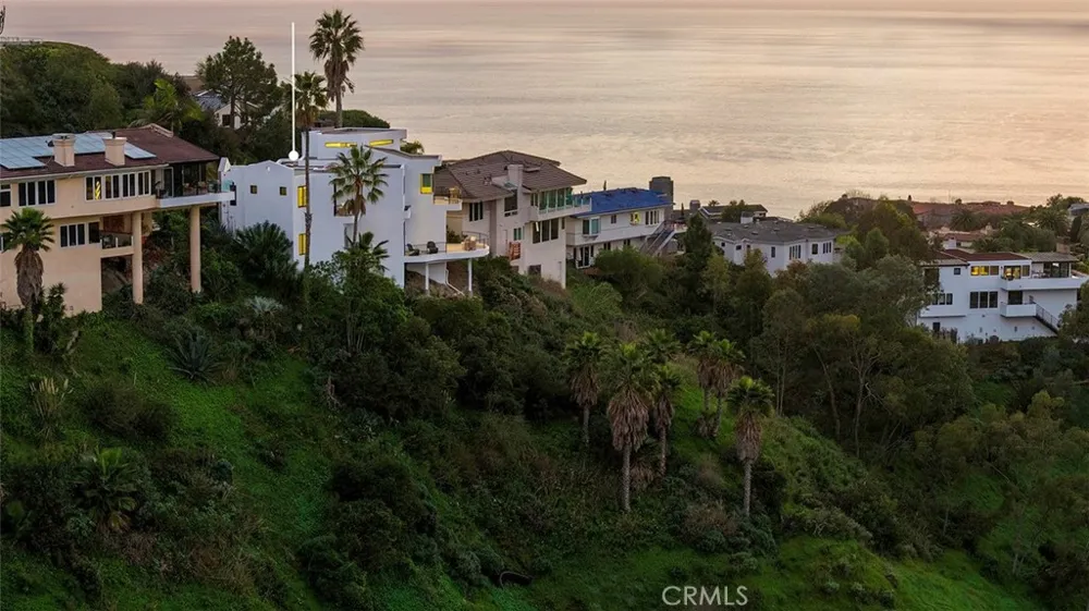 1425 Skyline Drive Laguna Beach, CA 92651