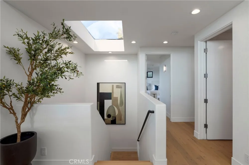 1425 Skyline Drive Laguna Beach, CA 92651