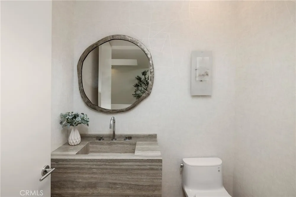 1425 Skyline Drive Laguna Beach, CA 92651