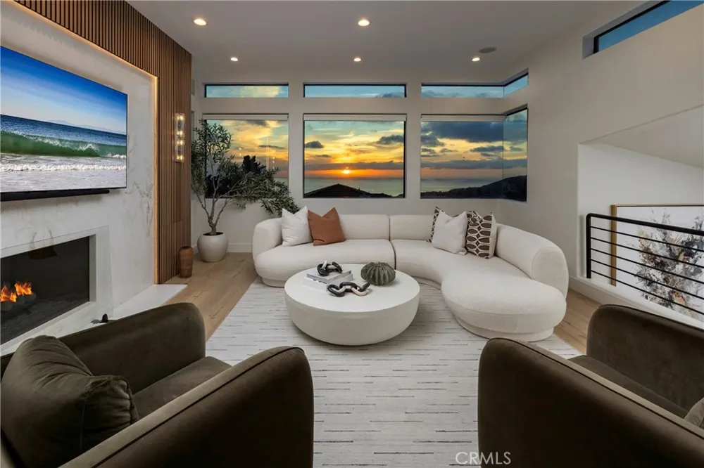 1425 Skyline Drive Laguna Beach, CA 92651