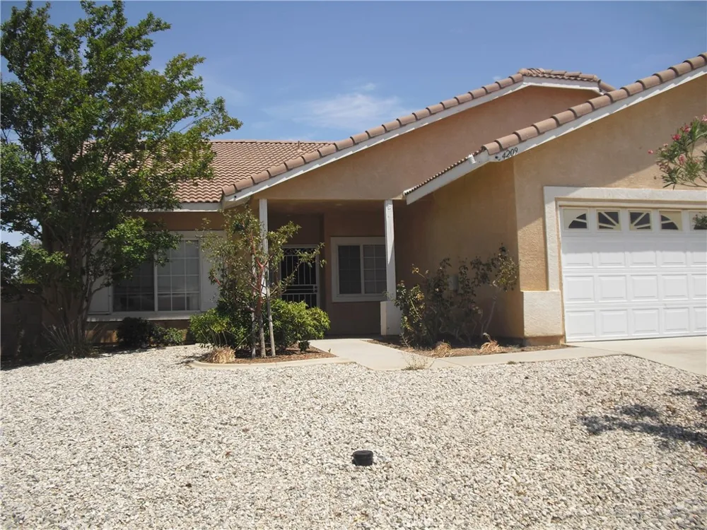 4209 W Grandview Drive W Palmdale, CA 93551