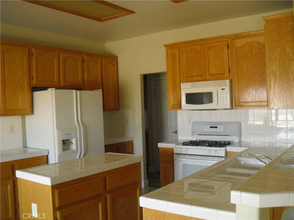 4209 W Grandview Drive W Palmdale, CA 93551