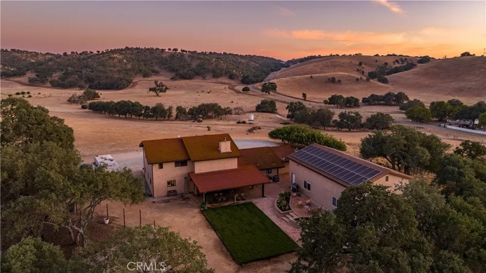 5750 Ground Squirrel Hollow Paso Robles, CA 93446