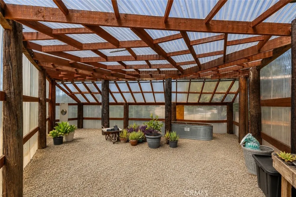 5750 Ground Squirrel Hollow Paso Robles, CA 93446
