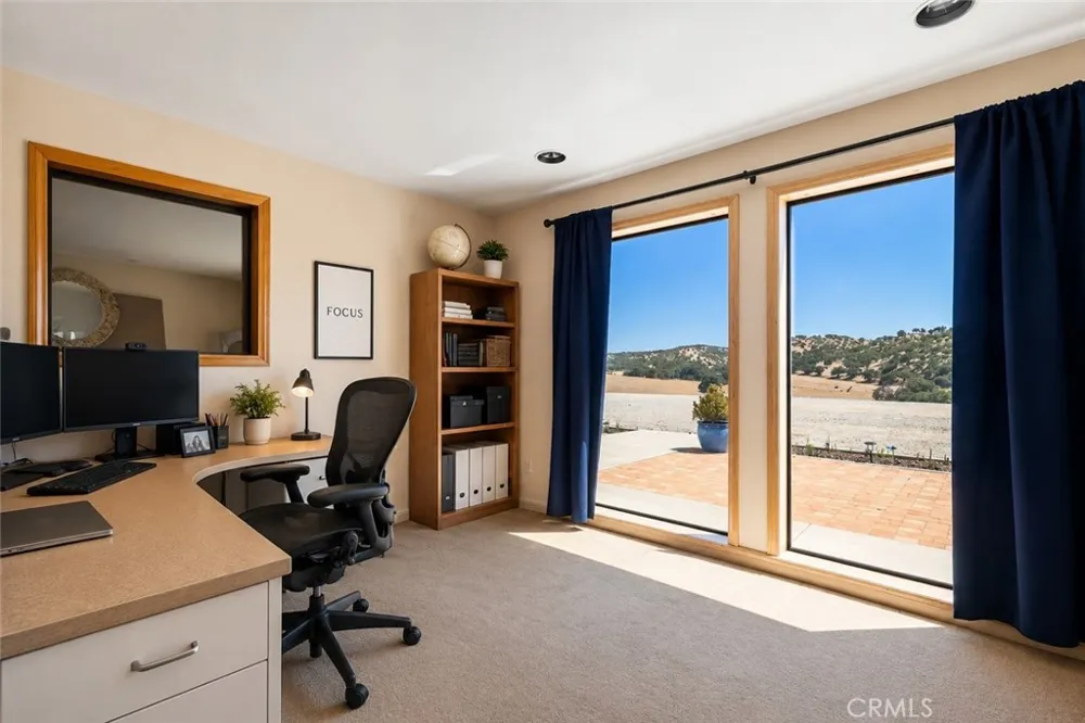 5750 Ground Squirrel Hollow Paso Robles, CA 93446