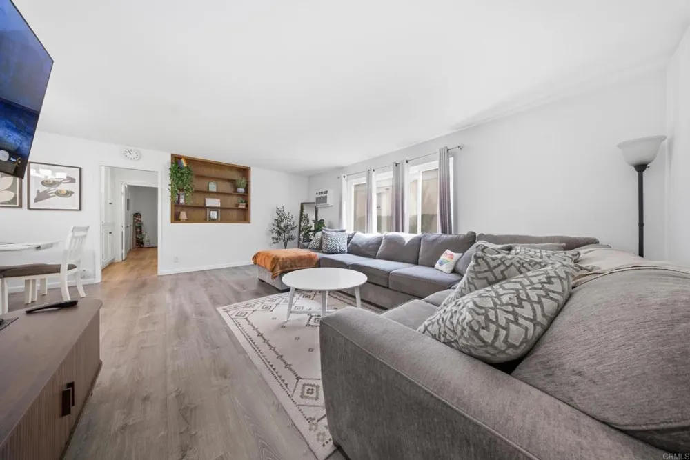 4800 Williamsburg Lane #140 La Mesa, CA 91942