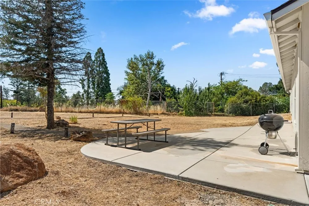 3696 Neal Road Paradise, CA 95969