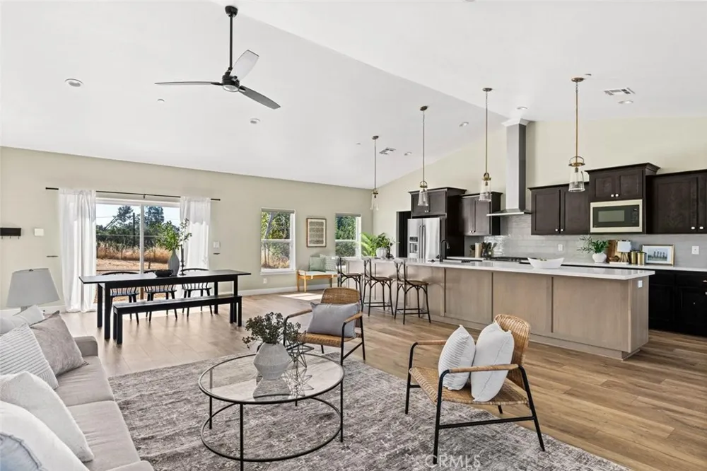 3696 Neal Road Paradise, CA 95969