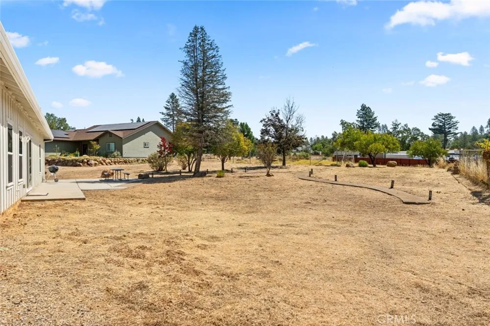 3696 Neal Road Paradise, CA 95969