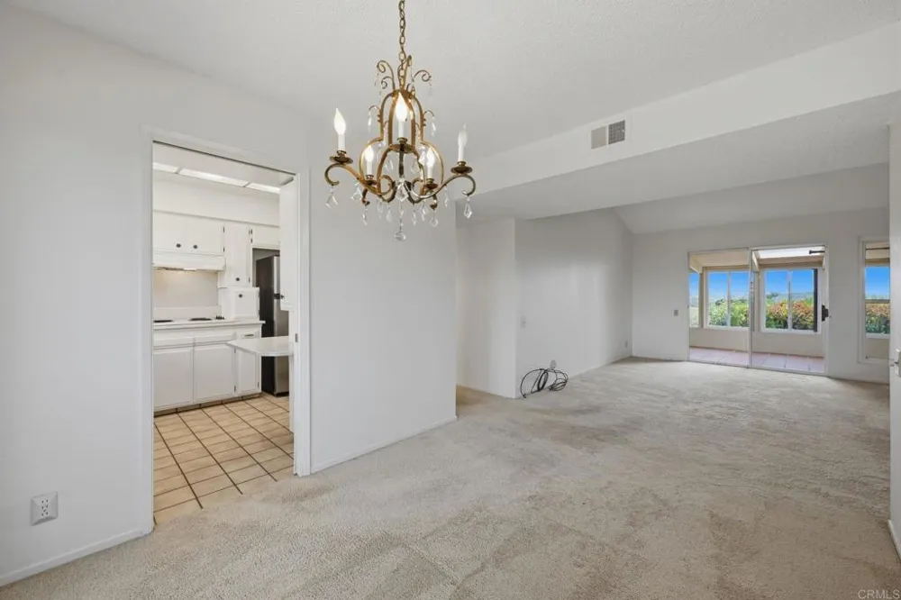 3685 Vista Campana #41 Oceanside, CA 92057