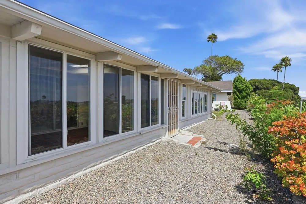 3685 Vista Campana #41 Oceanside, CA 92057
