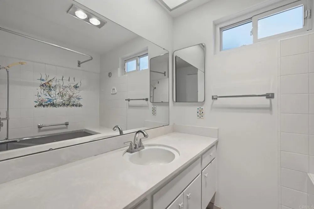 3685 Vista Campana #41 Oceanside, CA 92057