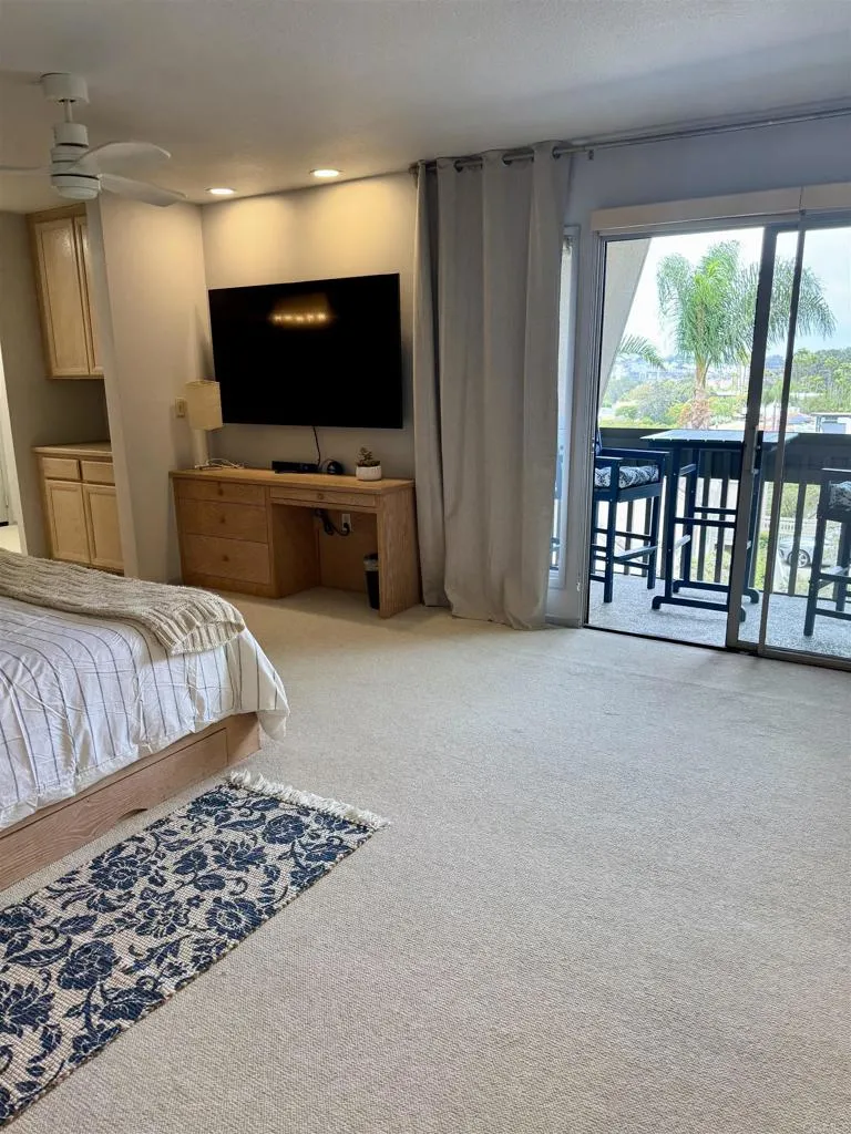 1562 Camino Del Mar #651 Del Mar, CA 92014