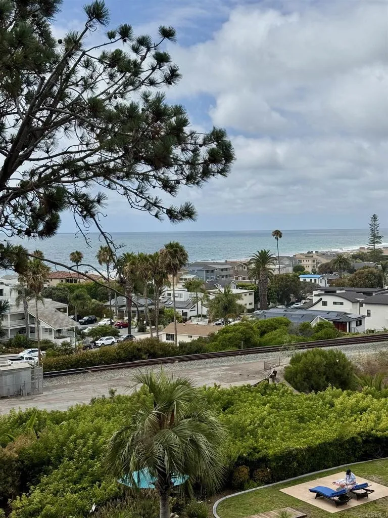 1562 Camino Del Mar #651 Del Mar, CA 92014