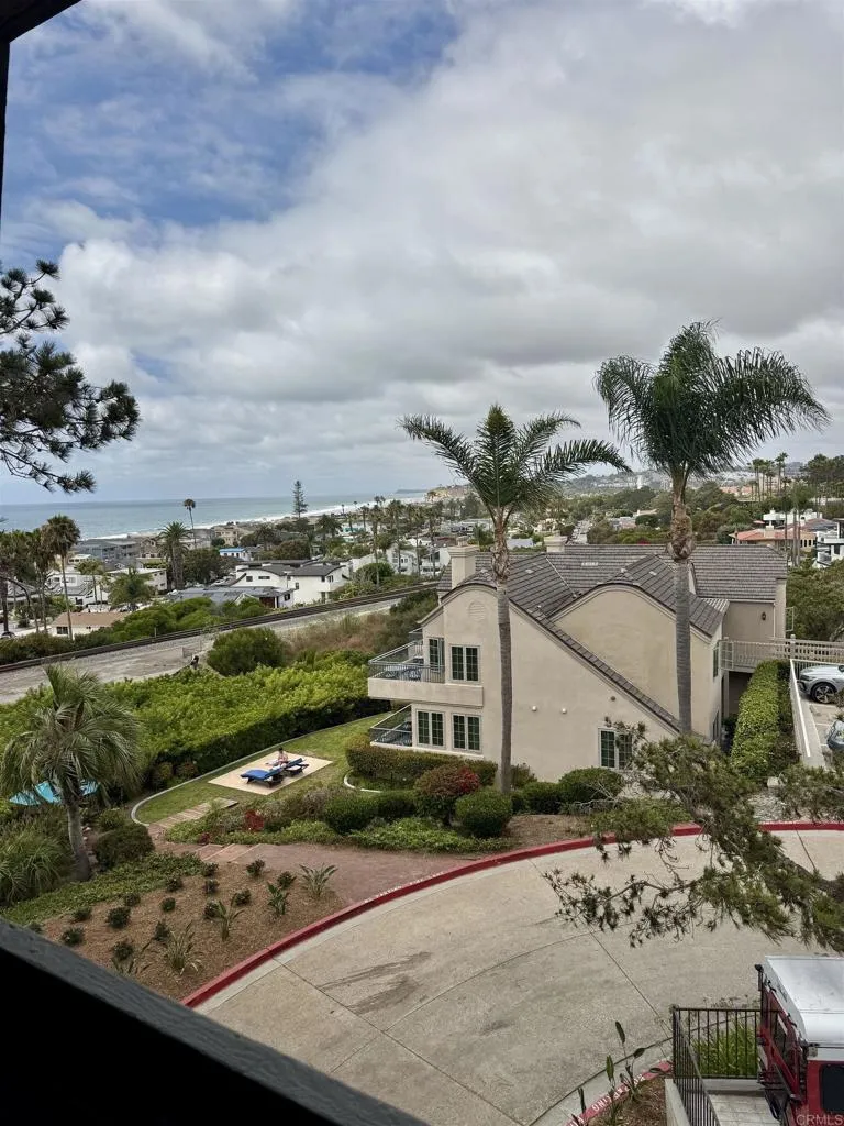 1562 Camino Del Mar #651 Del Mar, CA 92014