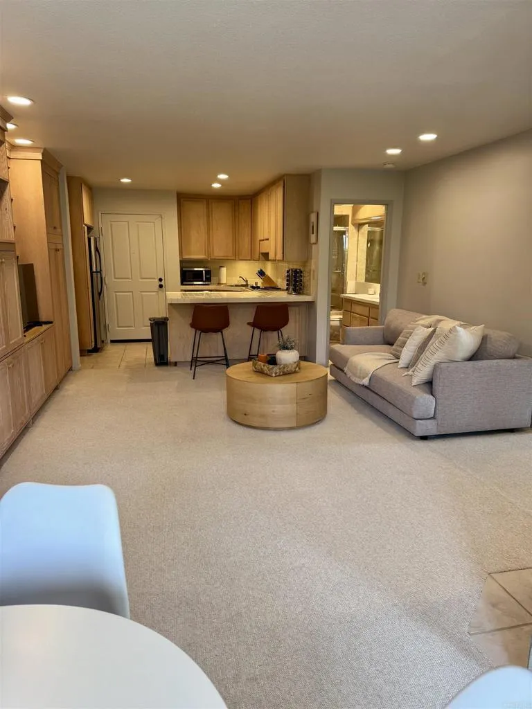 1562 Camino Del Mar #651 Del Mar, CA 92014