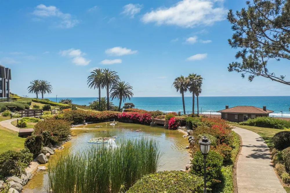 1562 Camino Del Mar #651 Del Mar, CA 92014