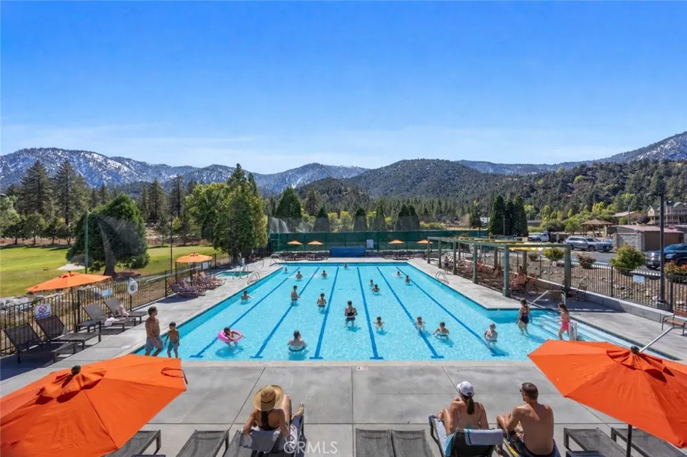 16316 Aleutian Drive Pine Mountain Club, CA 93222