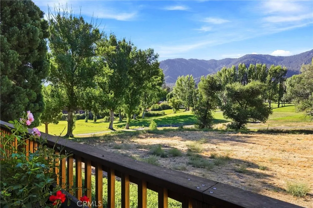 16316 Aleutian Drive Pine Mountain Club, CA 93222