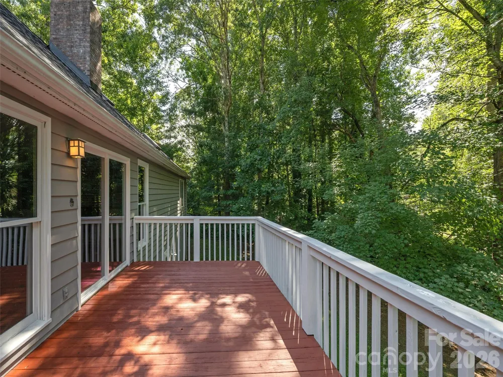 15 Glen Crest Drive Arden, NC 28704