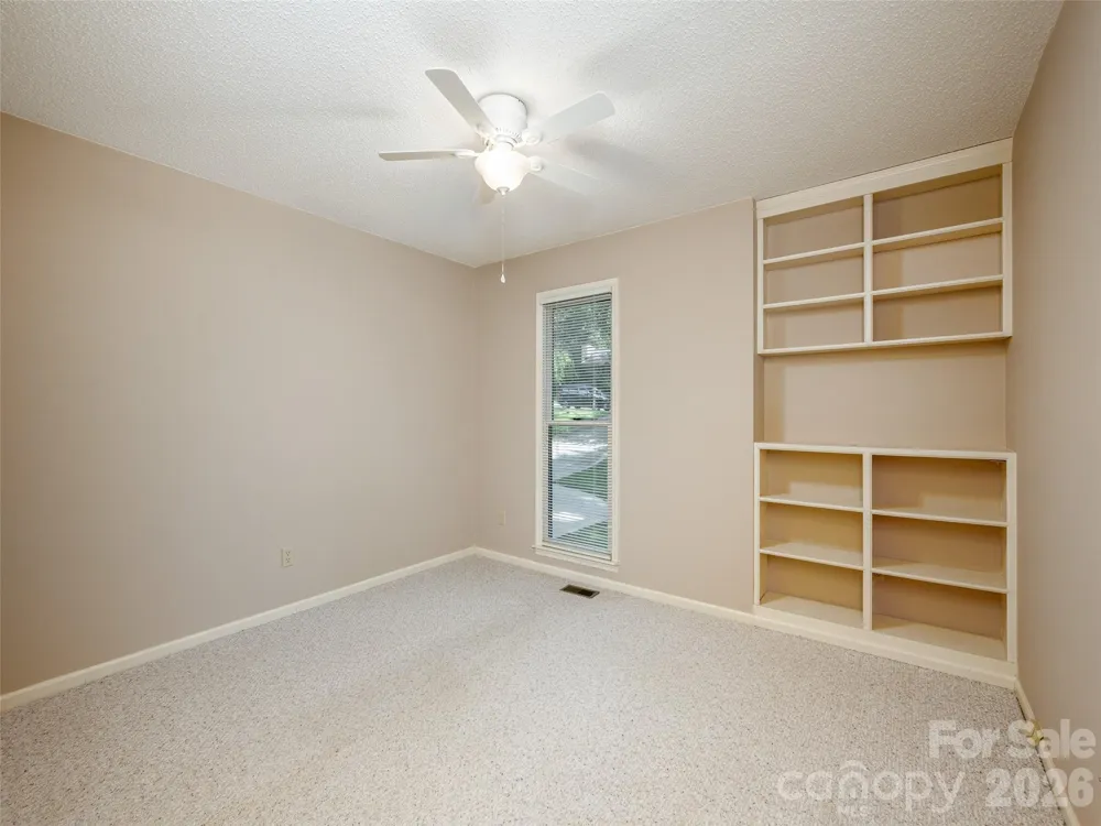 15 Glen Crest Drive Arden, NC 28704