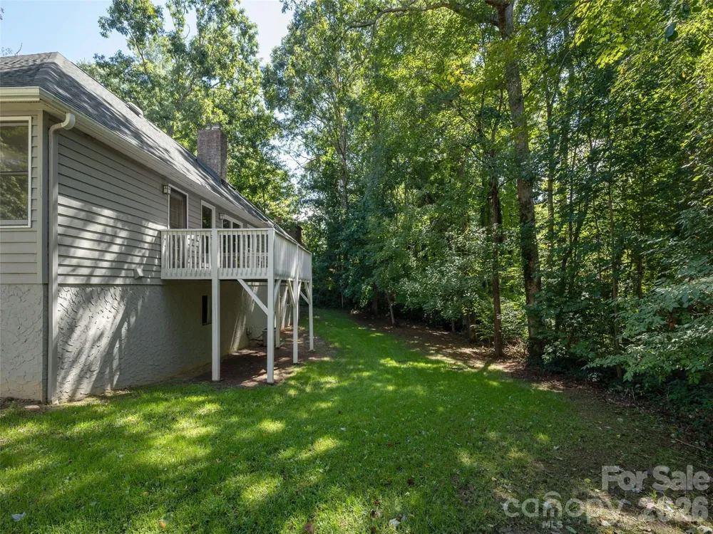 15 Glen Crest Drive Arden, NC 28704