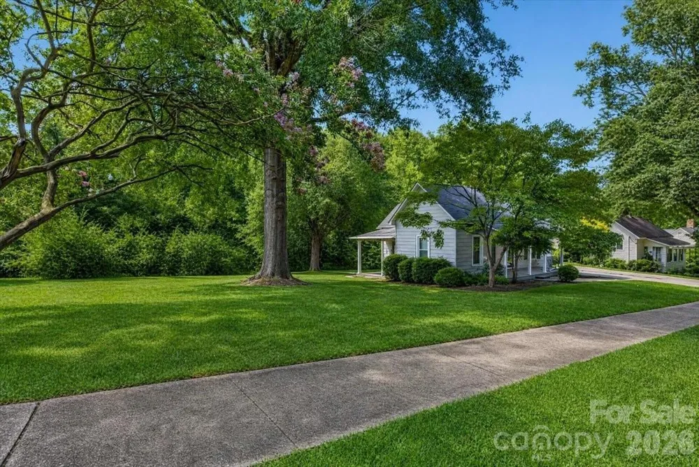619 Mountain Street Cherryville, NC 28021