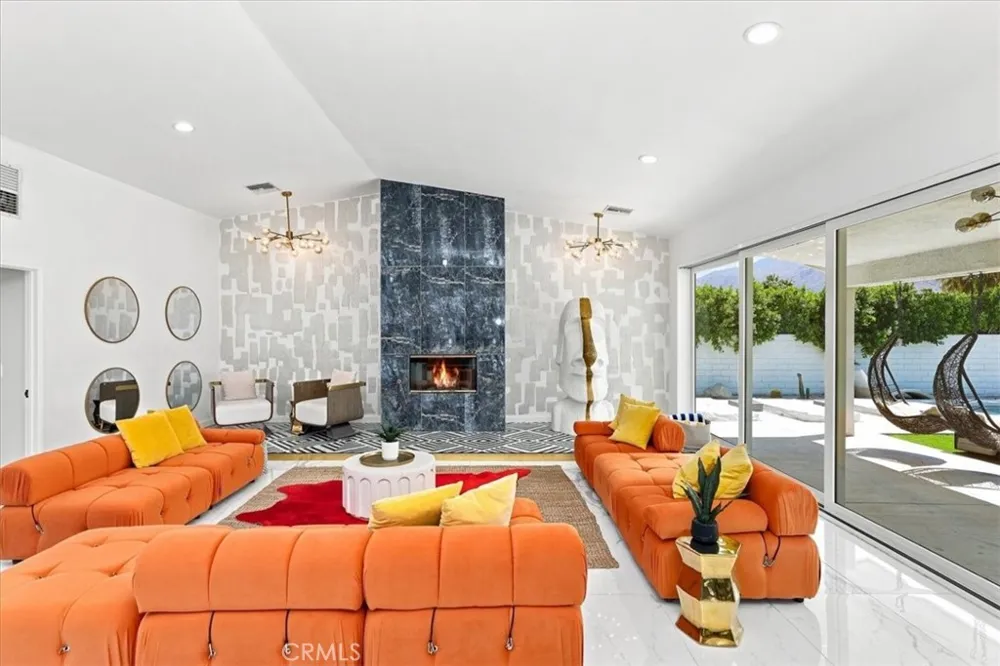 985 E El Cid Palm Springs, CA 92262
