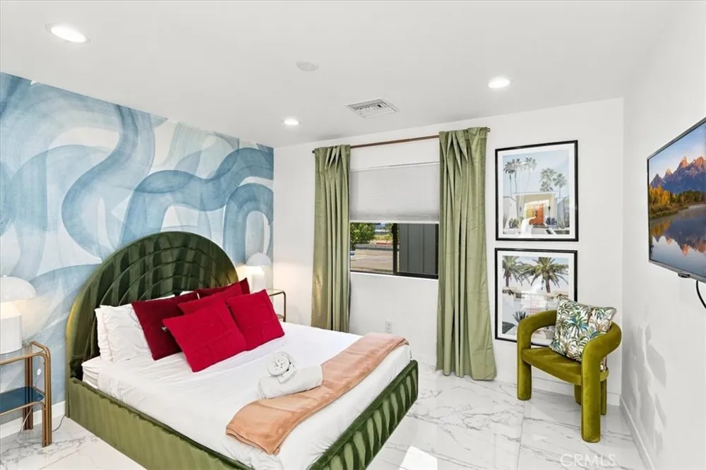 985 E El Cid Palm Springs, CA 92262