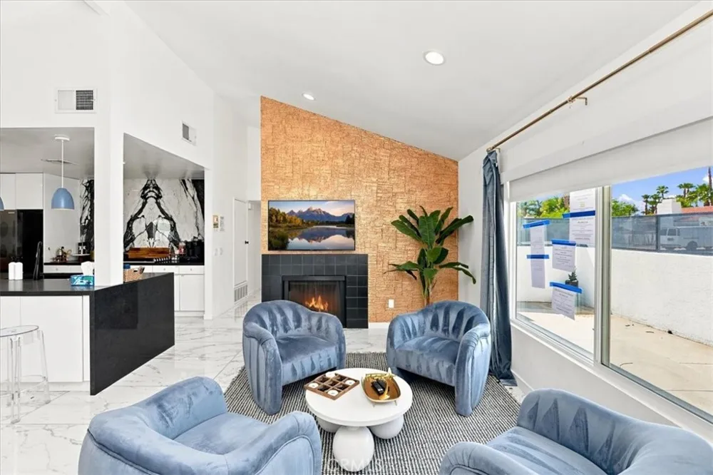 985 E El Cid Palm Springs, CA 92262