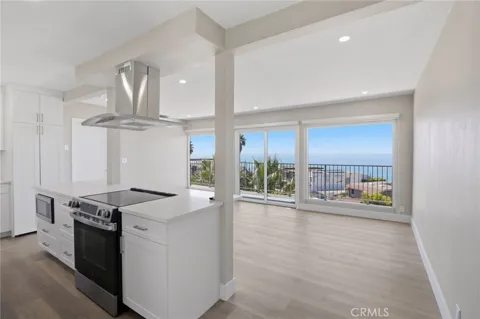 2607 Solana #10