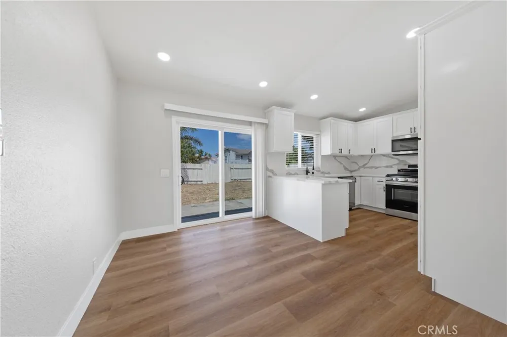 152 E Sage Avenue San Jacinto, CA 92582