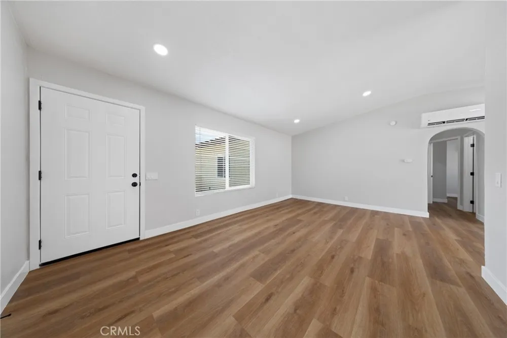 152 E Sage Avenue San Jacinto, CA 92582