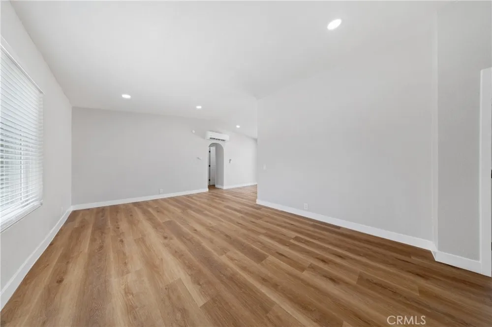 152 E Sage Avenue San Jacinto, CA 92582