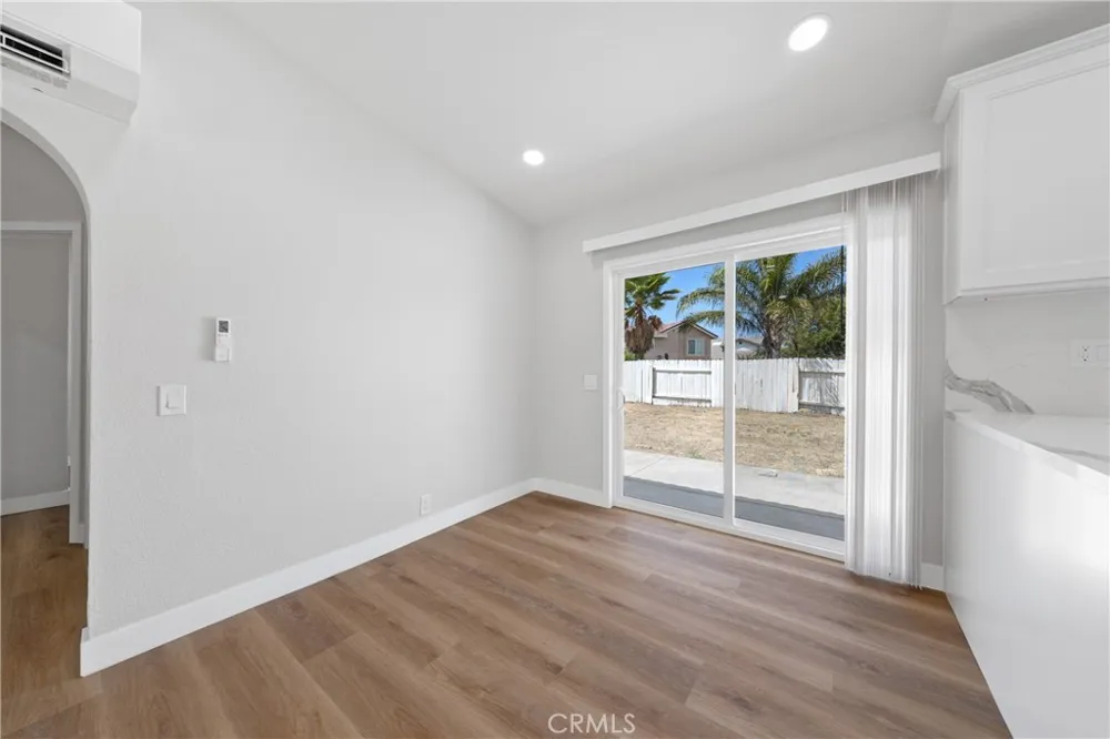 152 E Sage Avenue San Jacinto, CA 92582
