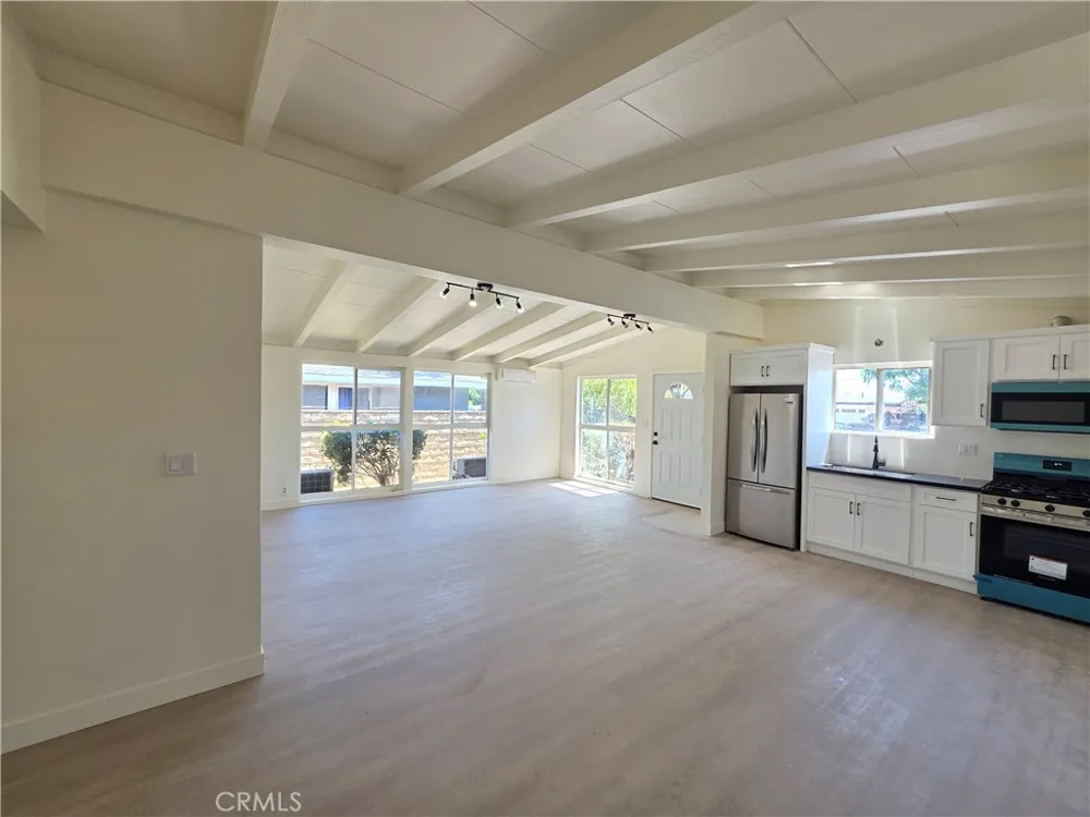 13030 Bradwell Sylmar, CA 91342
