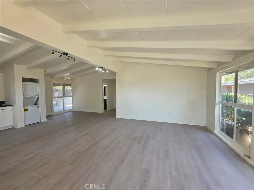 13030 Bradwell Sylmar, CA 91342