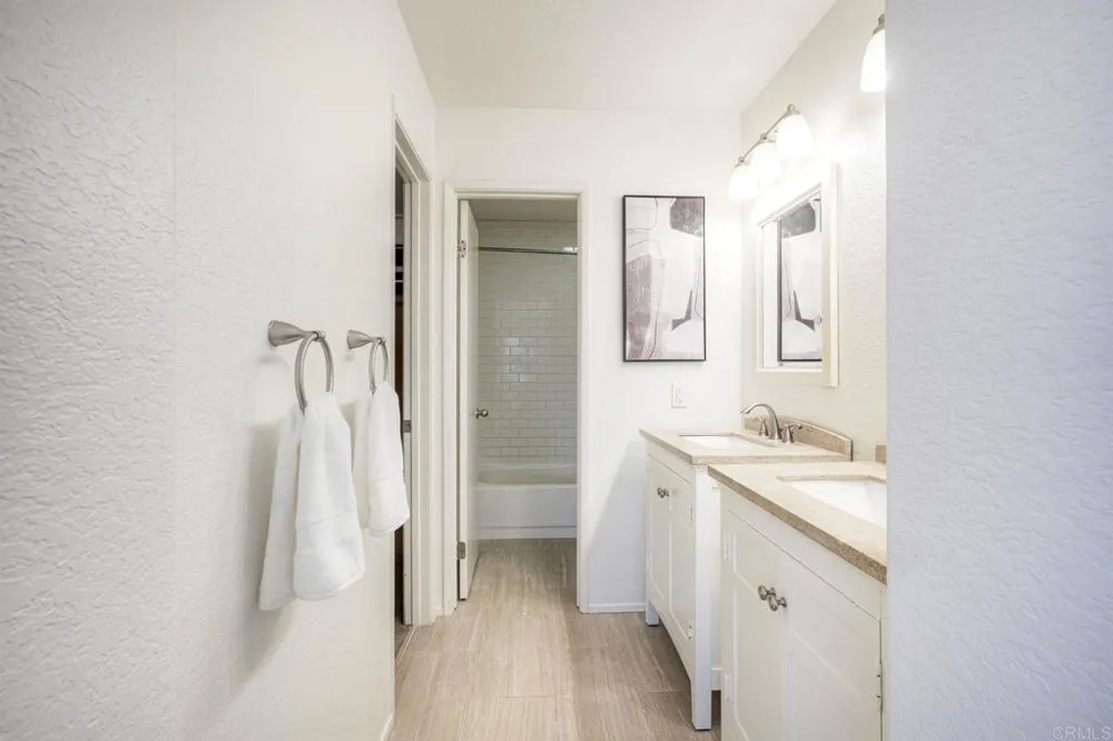 4545 Essex Court Carlsbad, CA 92010