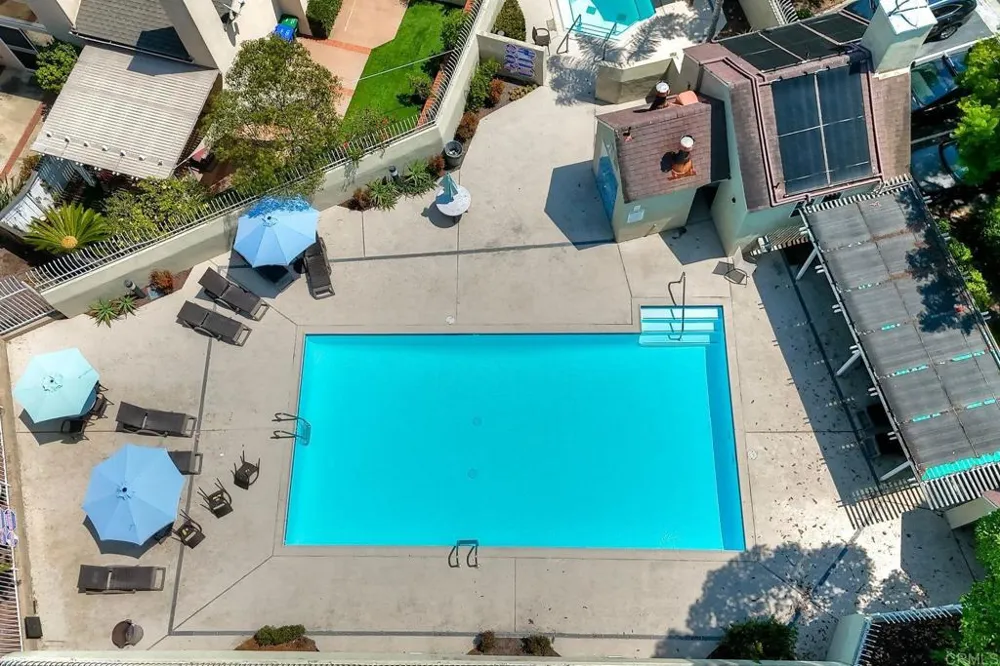 4545 Essex Court Carlsbad, CA 92010