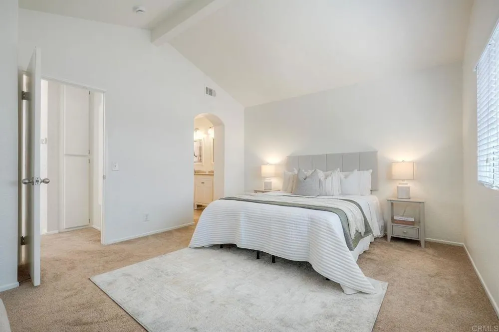 4545 Essex Court Carlsbad, CA 92010